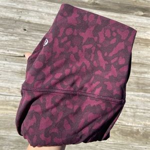 Lululemon leggings size 4